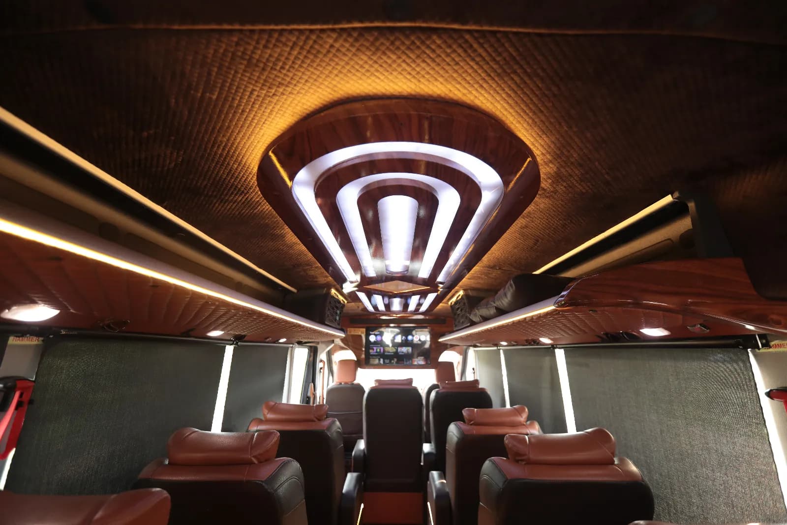 Traveller luggage space